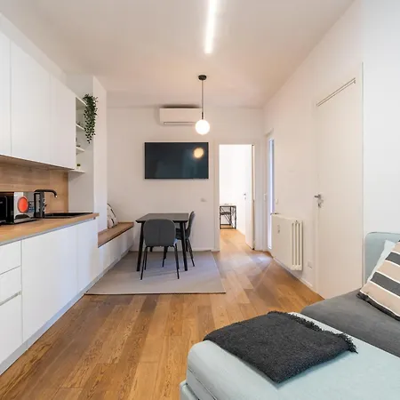 Valle Aurelia Metro Apartment